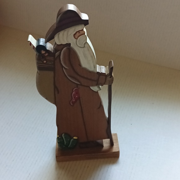 Folk Art Wood Grandeur Noel Rustic Santa Old Saint Nick Hand Painted Figurine - Picture 13 of 13